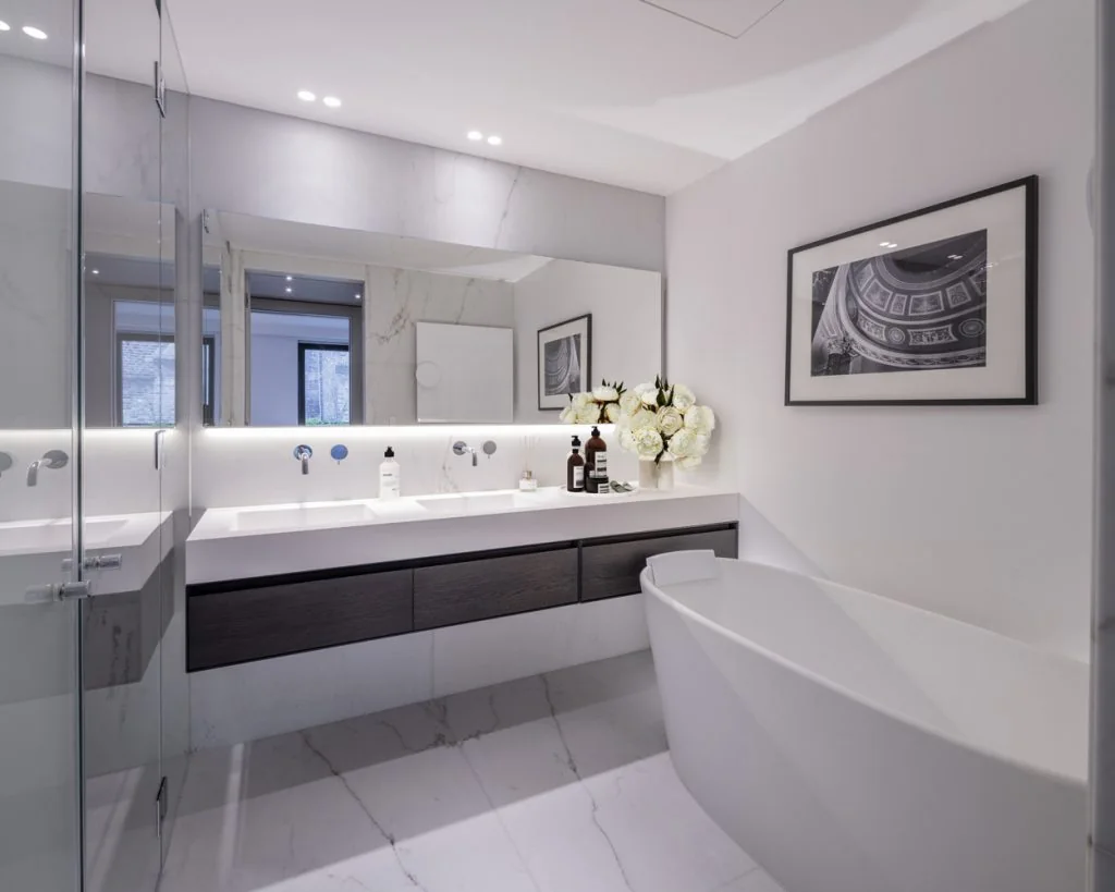 Little Chester Street: interior and property view 16